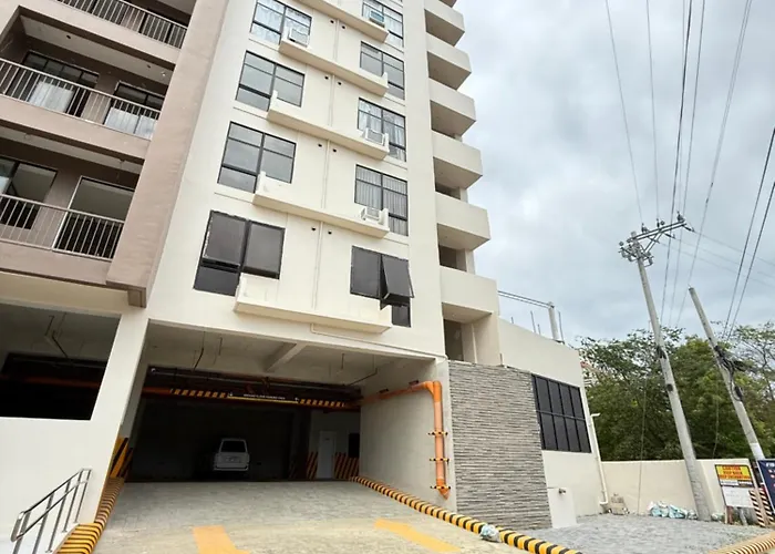 Aparthotel Spacious Unit In Mactan Cebu